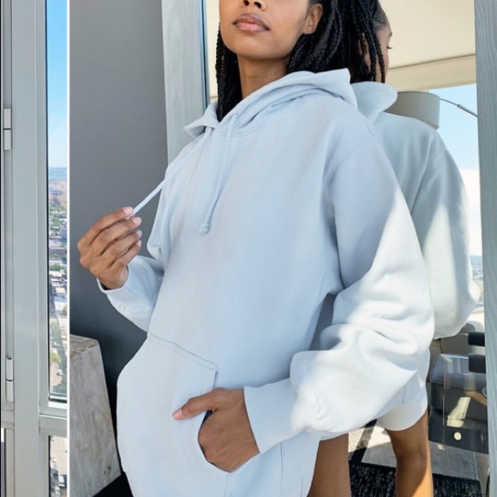 Aritzia TNA boyfriend hoodie
